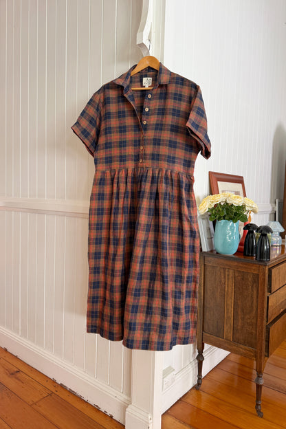 Empire linen