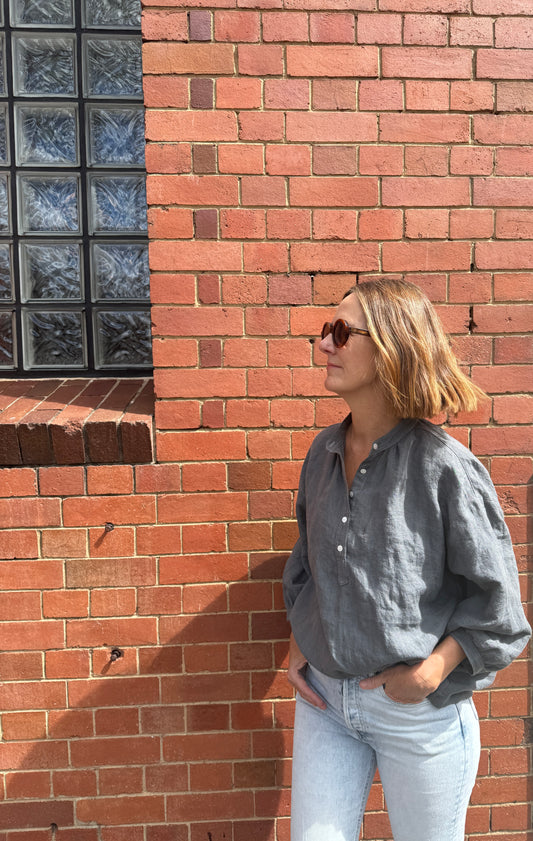 Soho blouse - slate grey